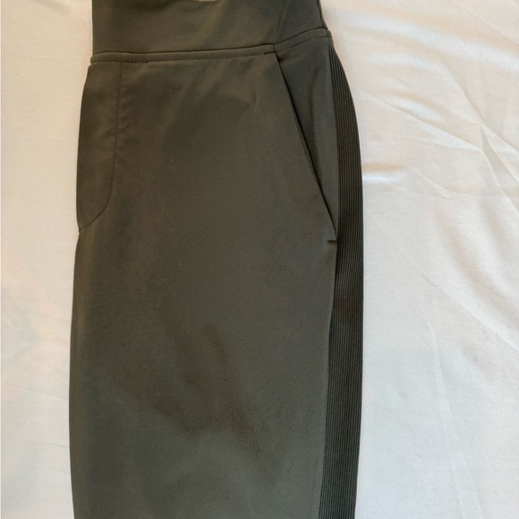 Athleta Brooklyn Ankle Pant High Rise - Picture 2 of 7